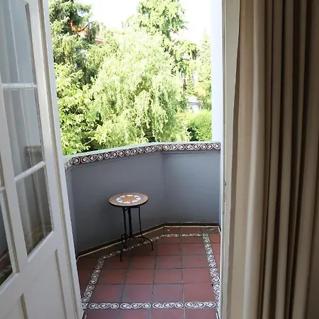 Greve Apartment *