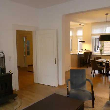 Greve Apartment *